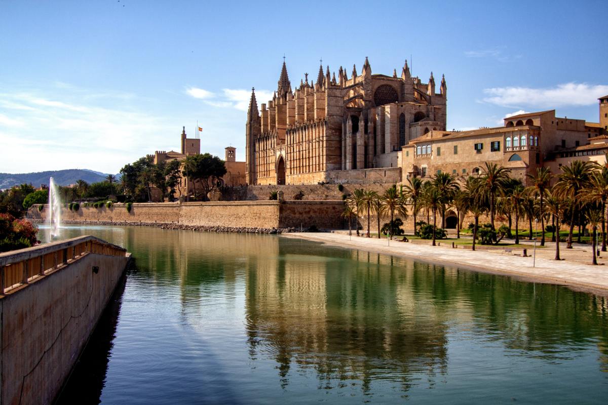 Top 8 reason to visit Mallorca&nbsp;(Majorca)